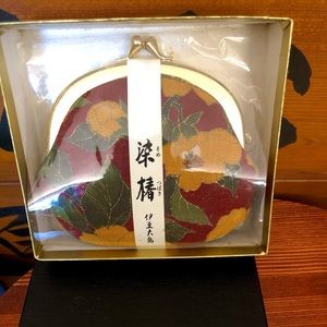NEW Traditional Japanese Kimono Print Kiss Lock Pouch